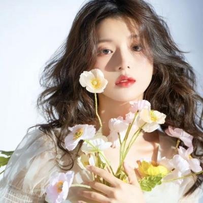 绝代天子万年臣